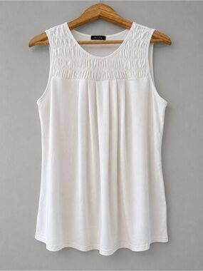 Ofeefan Women’s White Sleeveless Top L Smocked Ruched Pleated Flowy Blouse